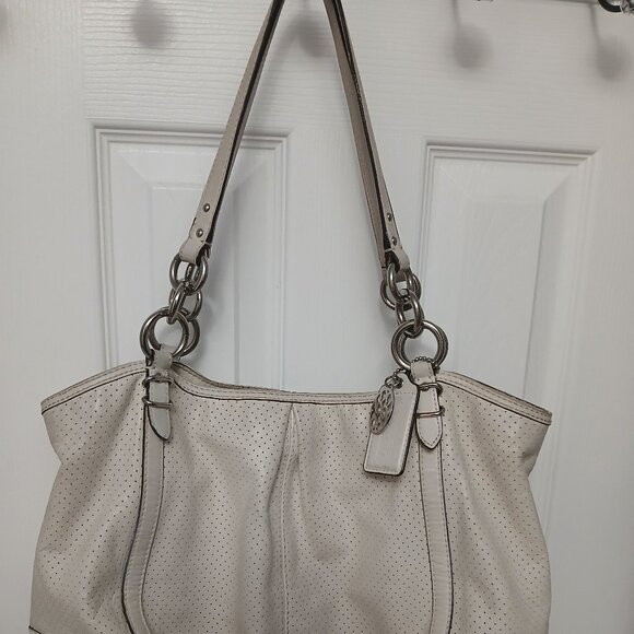 Coach Perforated Leather Hobo🤍 - Picture 12 of 13